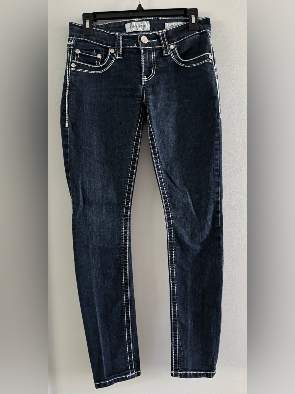 Daytrip Lynx Low Rise Skinny Jeans 27 - 7” Rise 29” Inseam Dark Wash
